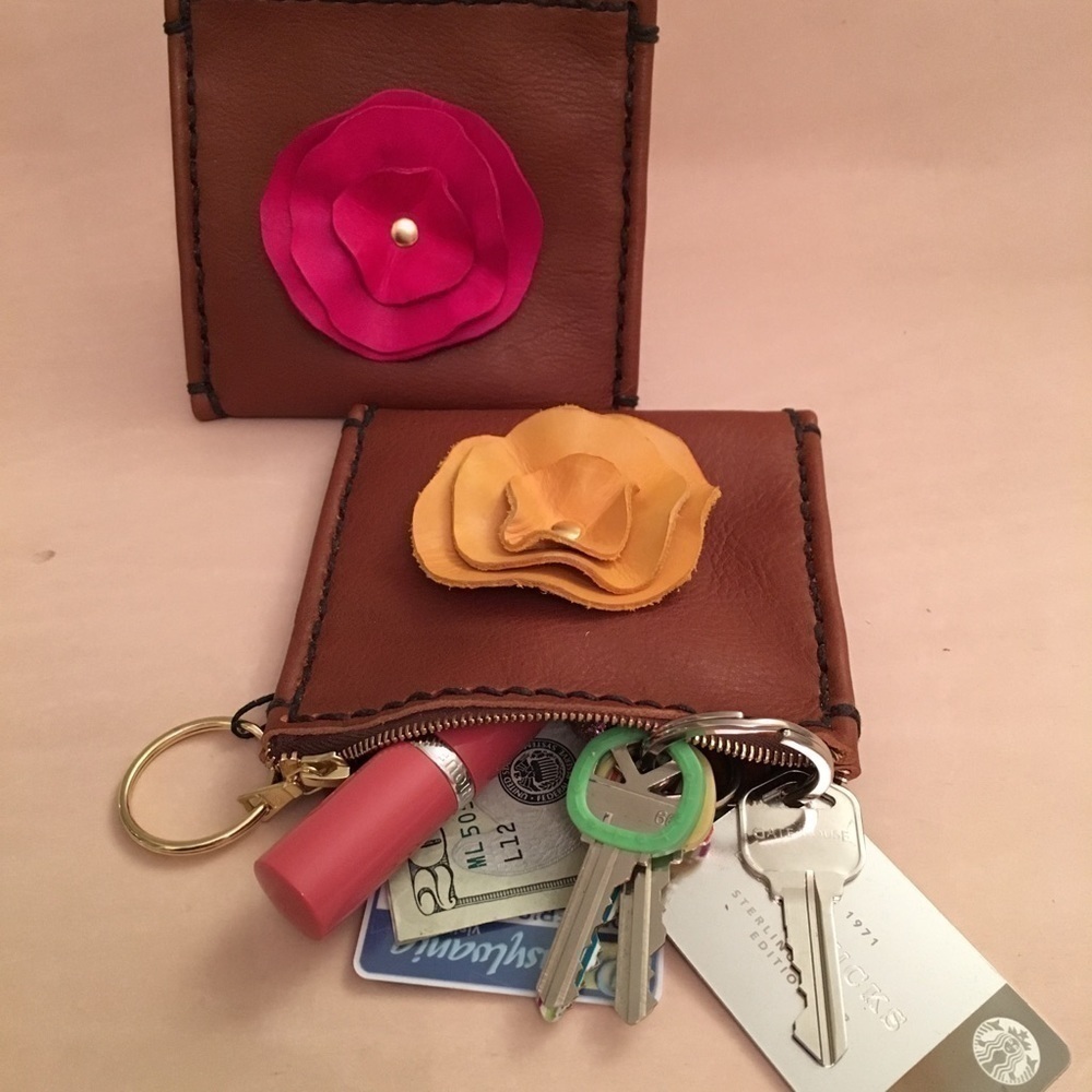 Leather Rose Coin Purse NWOT - Picture 2 of 7